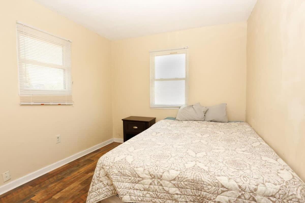 Cozy Retreat For Your Upcoming Trip Ноксвил Екстериор снимка